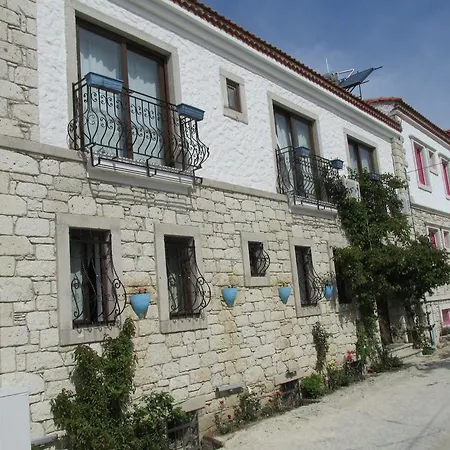 Ada Alacati