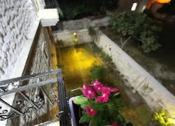 Hotel Ada *