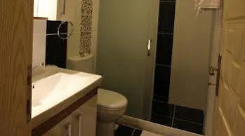 Ada Hotel